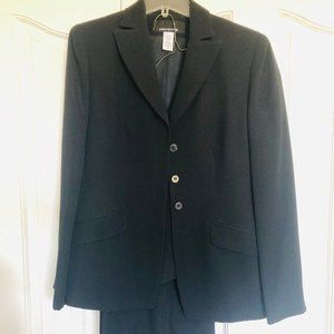 Women's Business Pant Suit